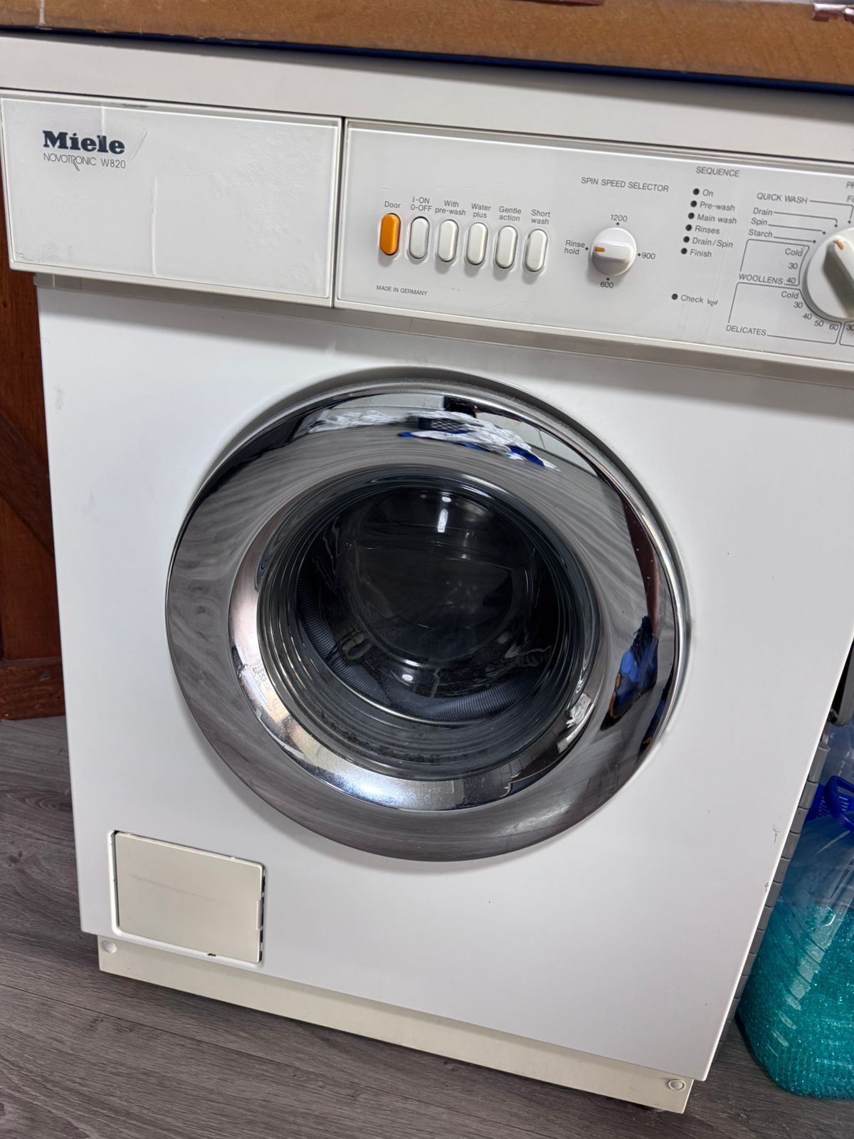 Miele Novatronic W820