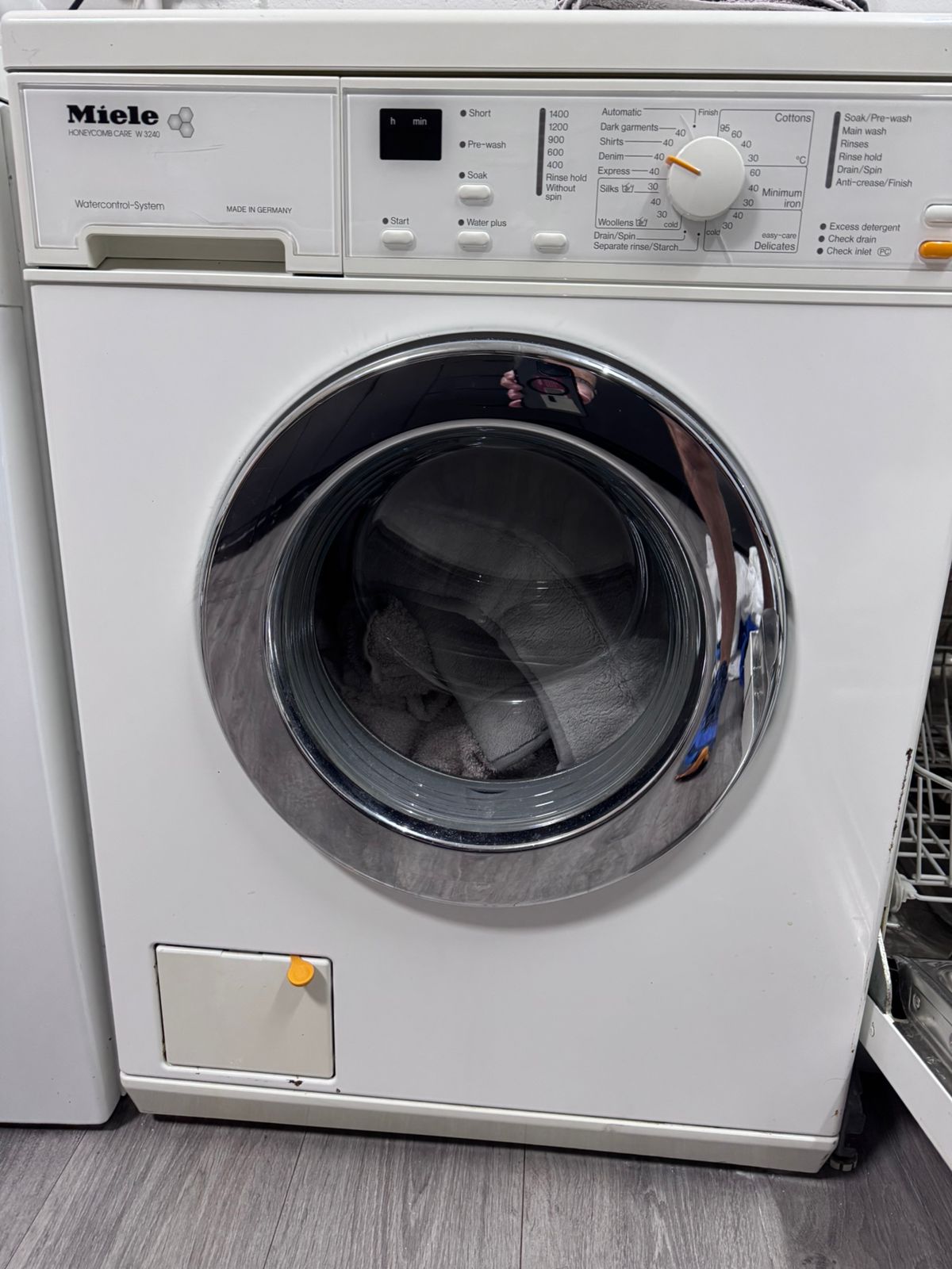 Miele W3240