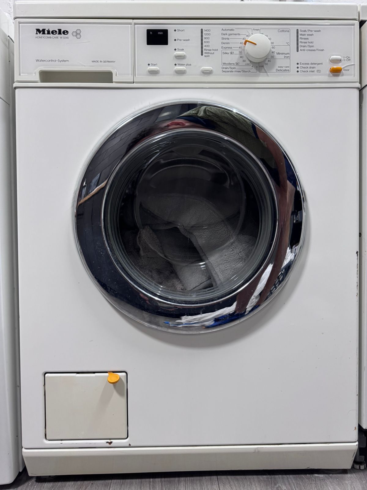 Miele W3240 second unit